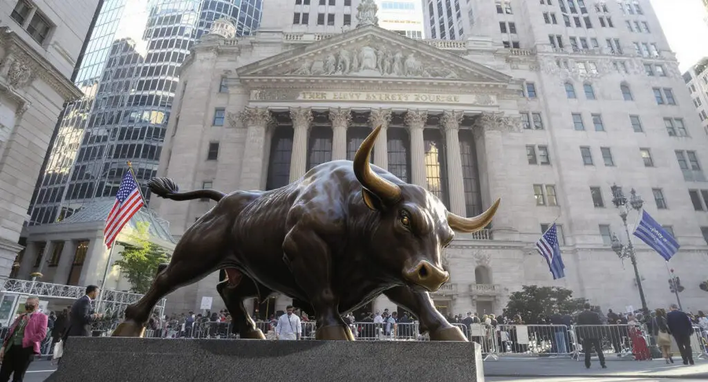 Bullish Charges Towards NYSE IPO with Peter Thiel's Backing