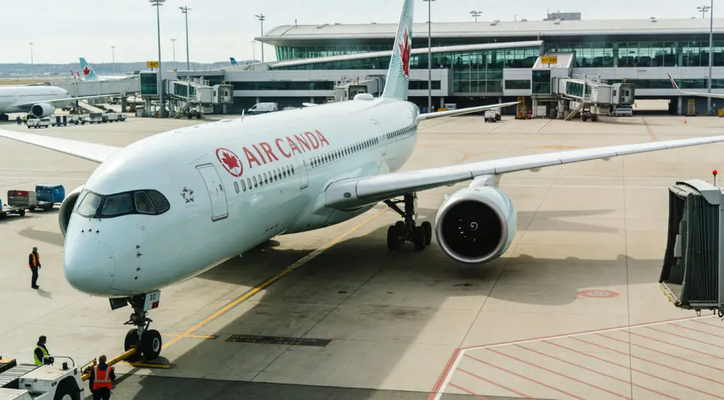 Air Canada Orders A350-1000 Jets to Boost Long-Haul Growth